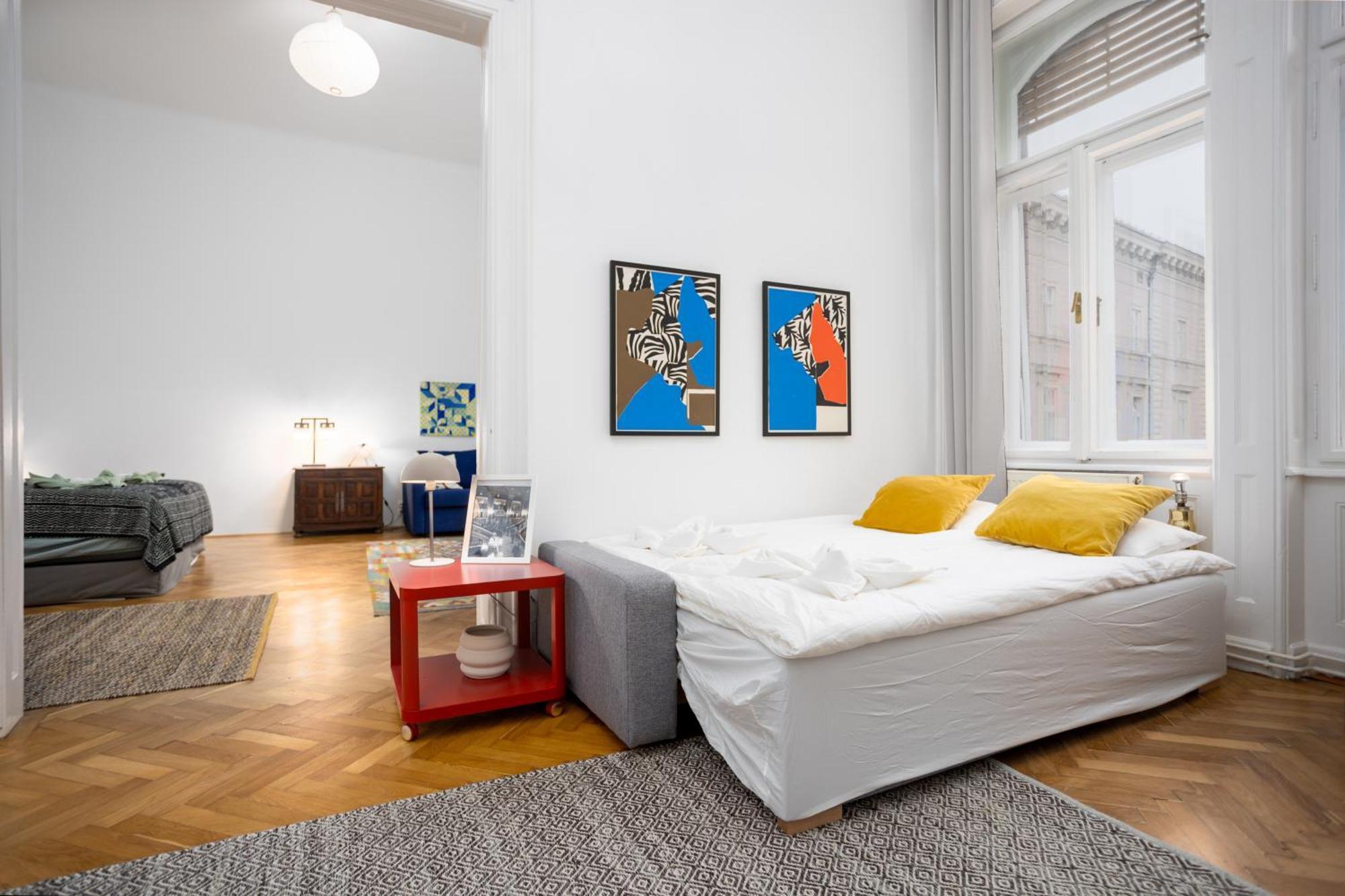 Bohemien Apartment Budapest Bagian luar foto