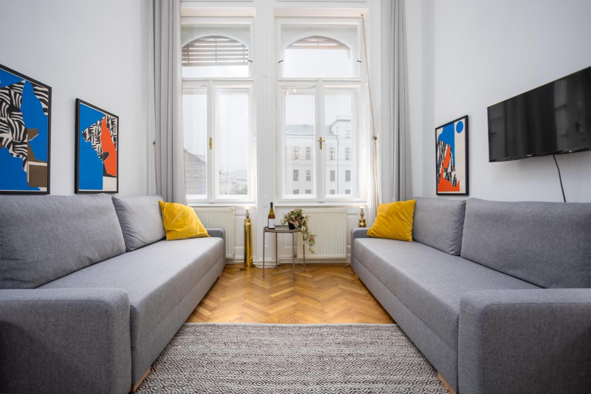 Bohemien Apartment Budapest Bagian luar foto