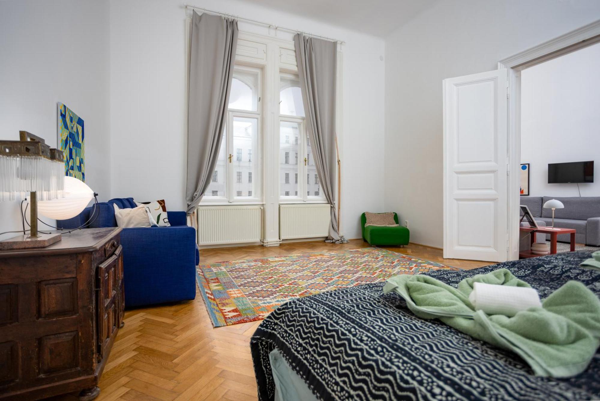 Bohemien Apartment Budapest Bagian luar foto