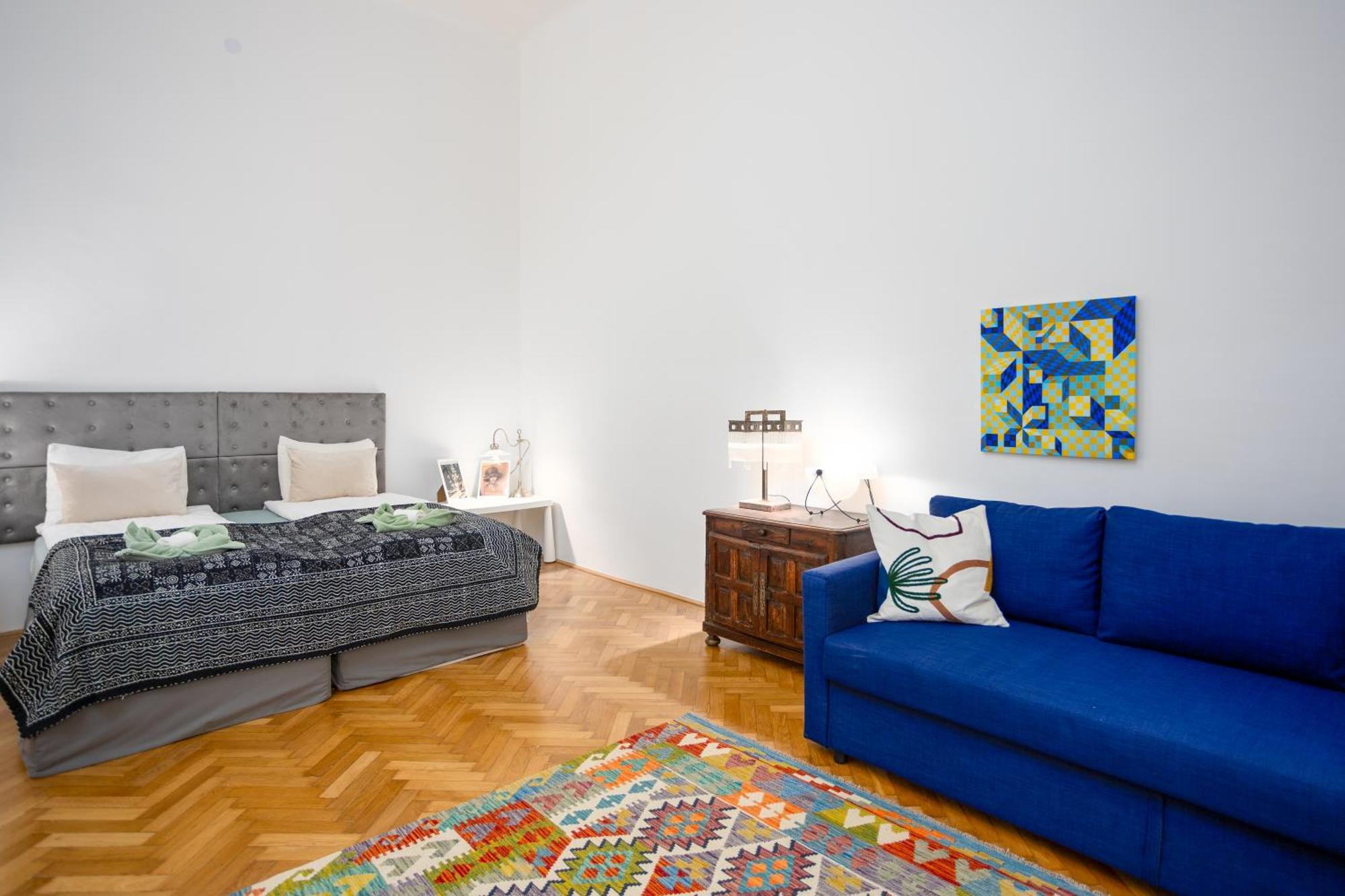 Bohemien Apartment Budapest Bagian luar foto